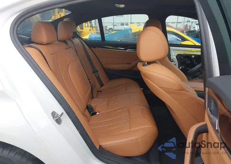 2020 BMW 530I xDrive z USA, uszkodzony, nr VIN WBAJR7C06LWW55468